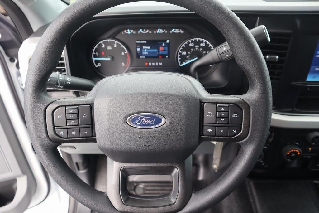 new 2025 Ford F-450 car, priced at $75,120