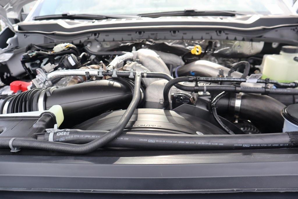 new 2025 Ford F-450 car, priced at $75,120