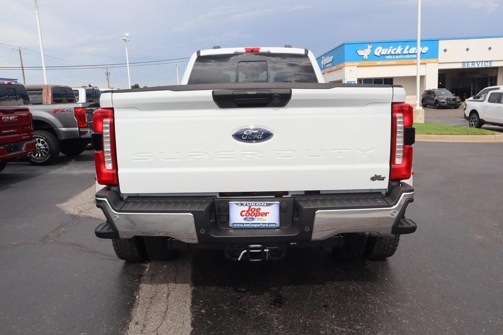 new 2025 Ford F-450 car, priced at $75,120