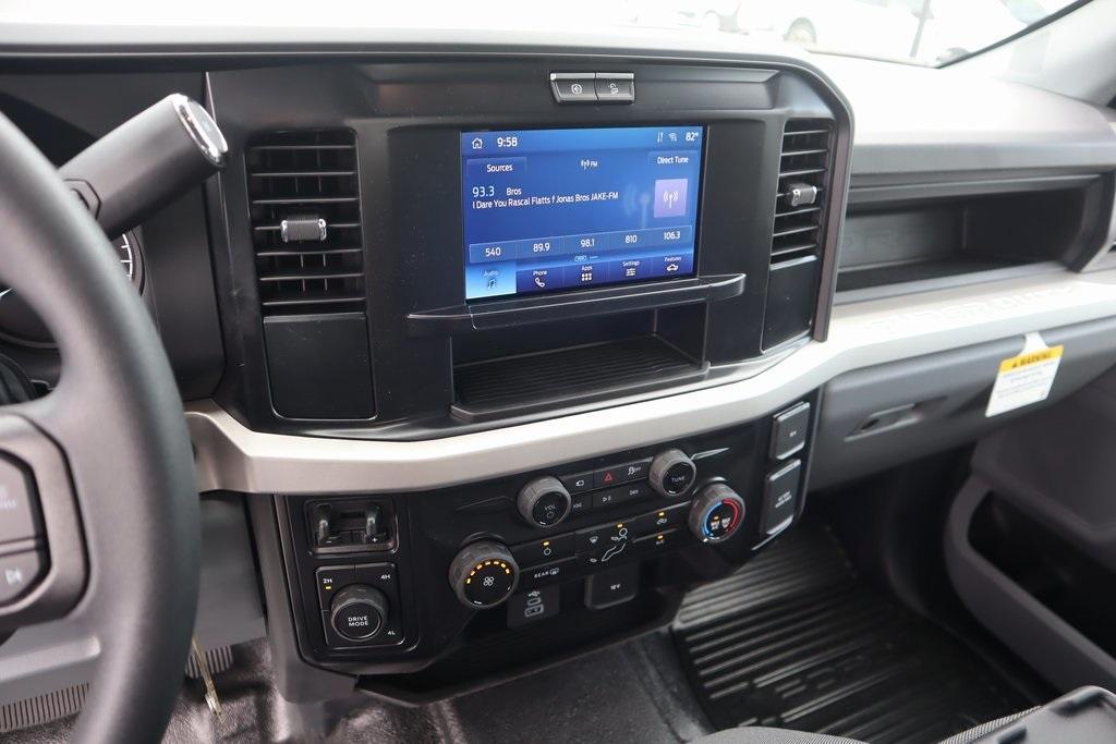 new 2025 Ford F-450 car, priced at $75,120