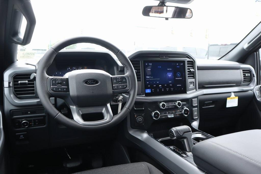 new 2025 Ford F-150 car, priced at $50,674