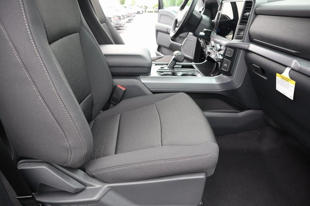 new 2025 Ford F-150 car, priced at $50,674