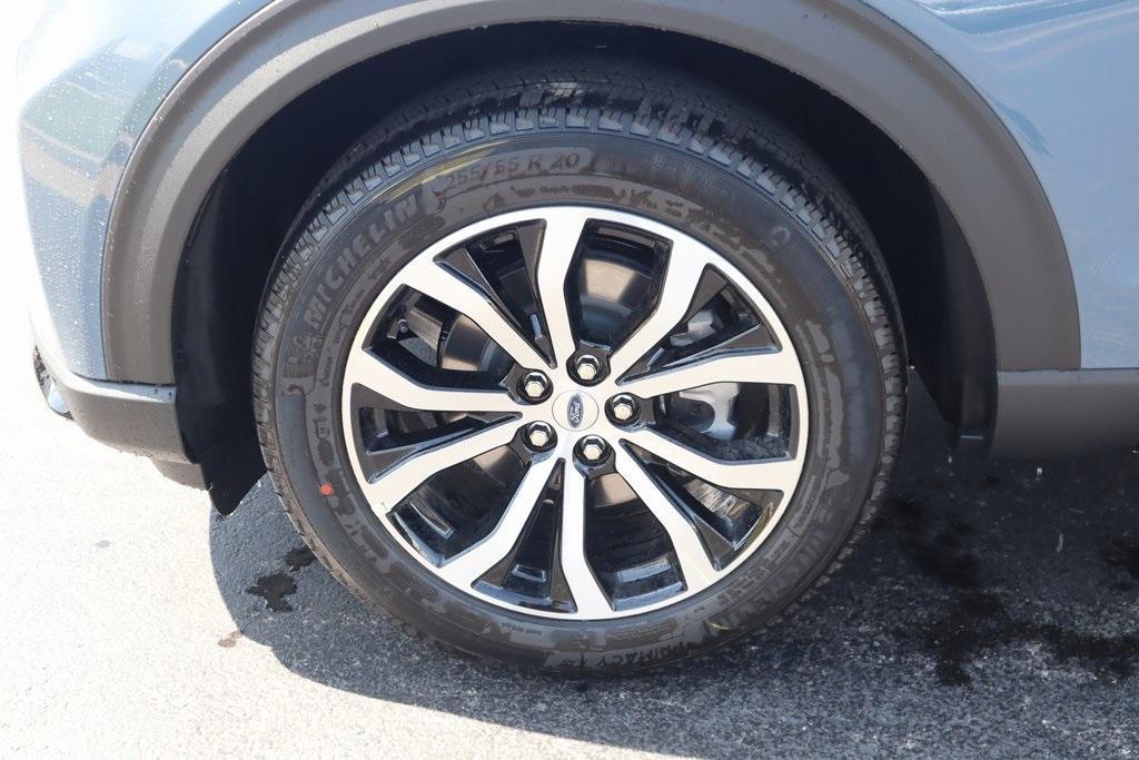 new 2025 Ford Explorer car, priced at $45,525