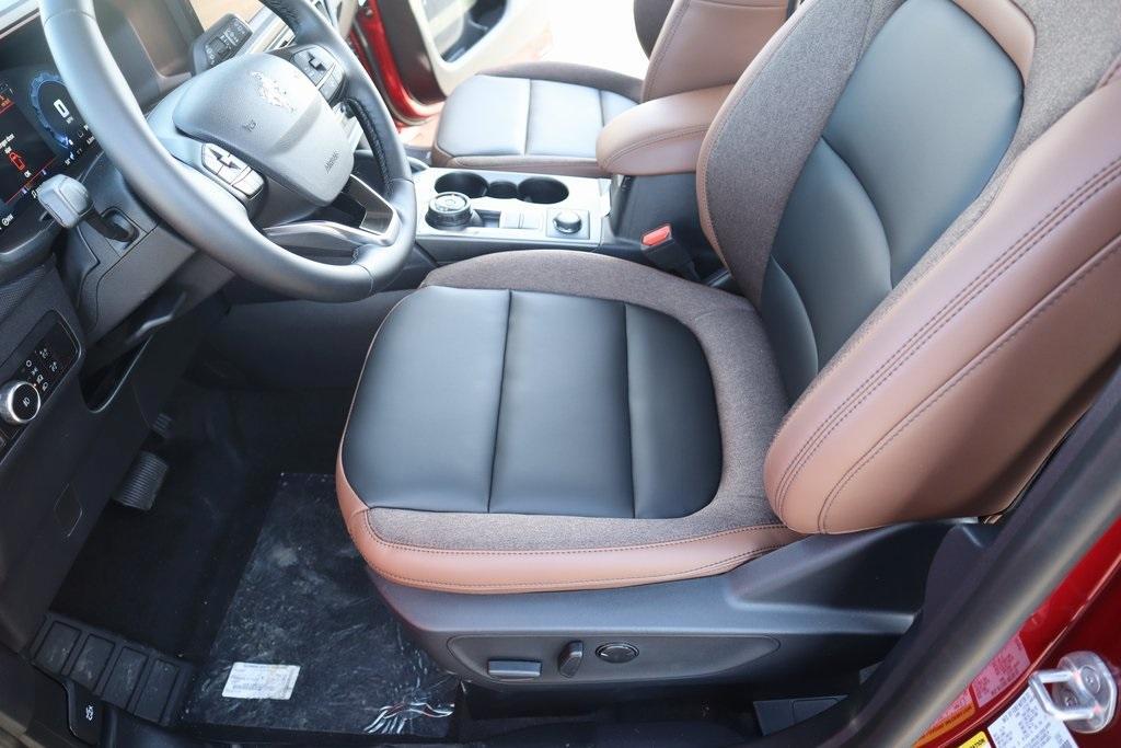 new 2025 Ford Bronco Sport car, priced at $34,174