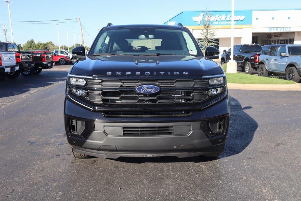 new 2025 Ford Expedition car, priced at $70,940
