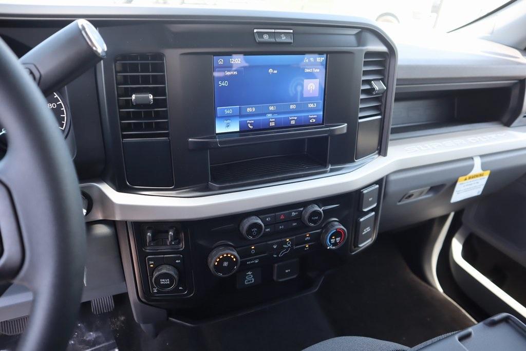 new 2025 Ford F-250 car, priced at $66,966