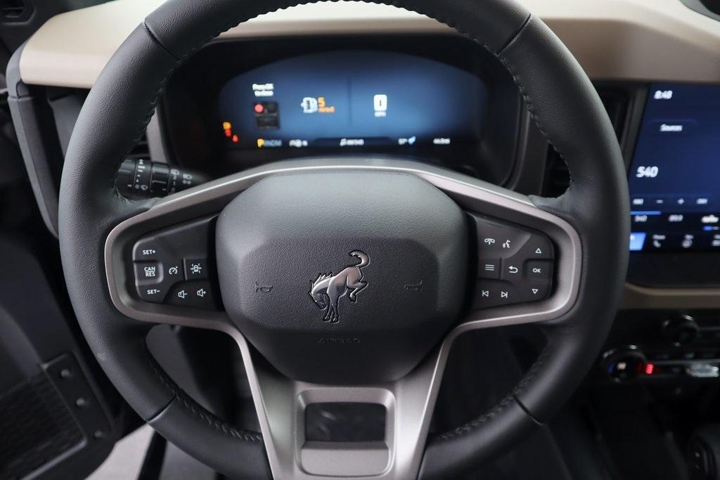 new 2025 Ford Bronco car, priced at $43,398