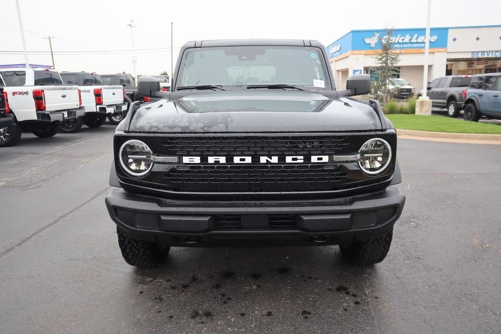 new 2025 Ford Bronco car, priced at $43,398