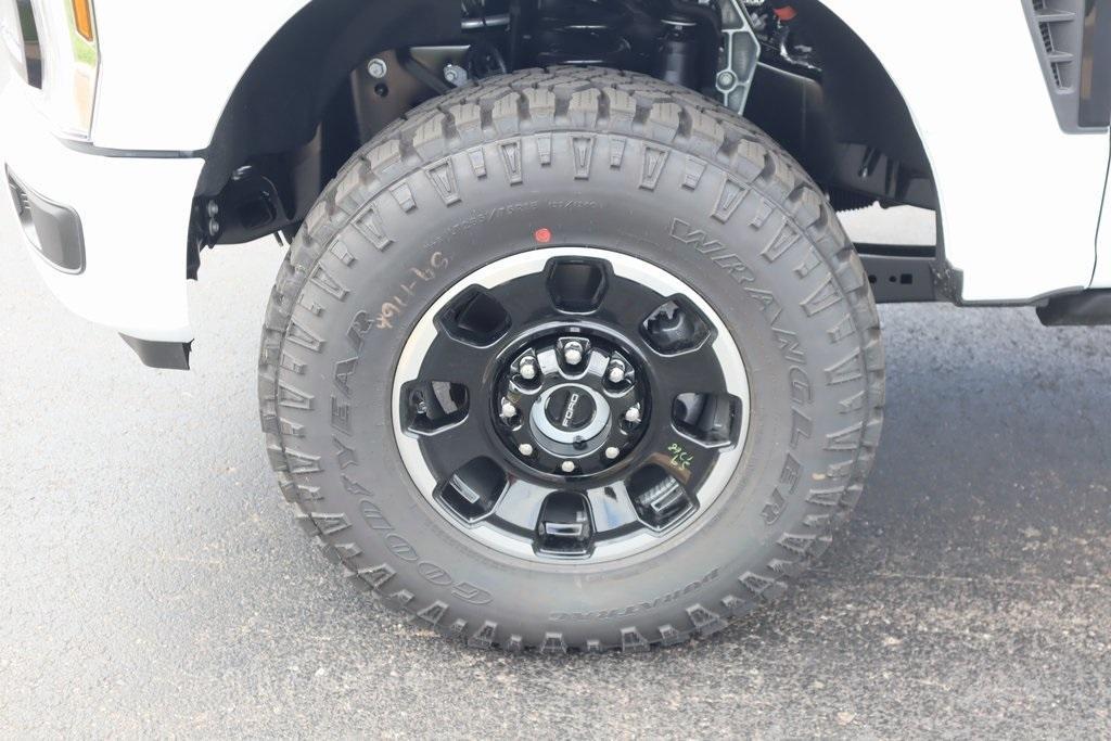 new 2025 Ford F-250 car, priced at $87,176
