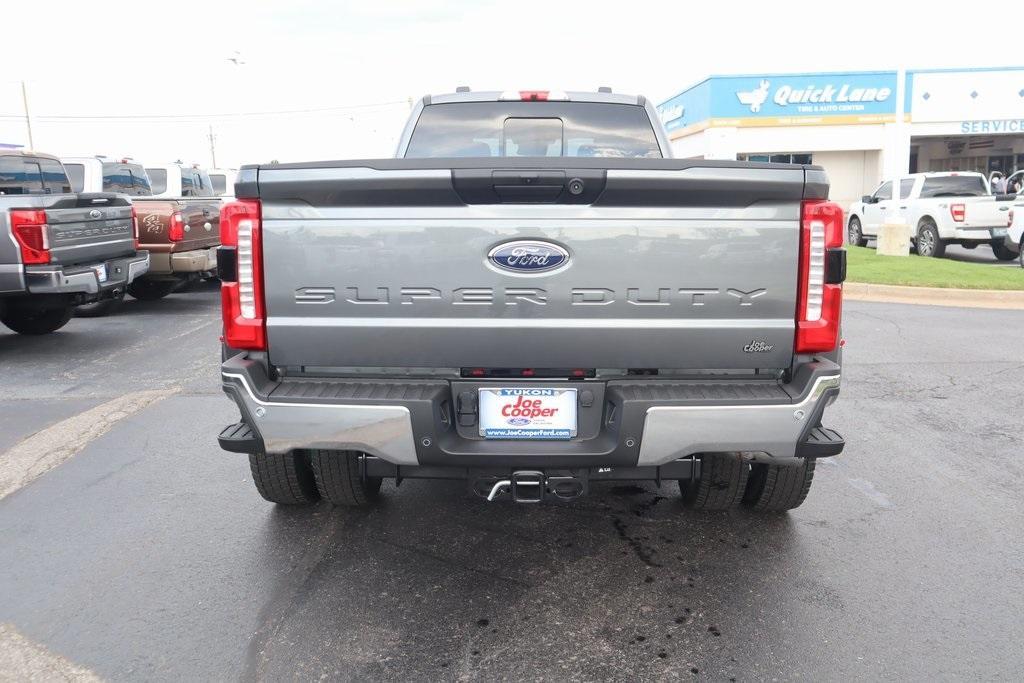 new 2025 Ford F-450 car, priced at $75,120