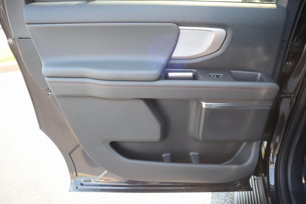 new 2025 Ford Expedition Max car, priced at $74,800