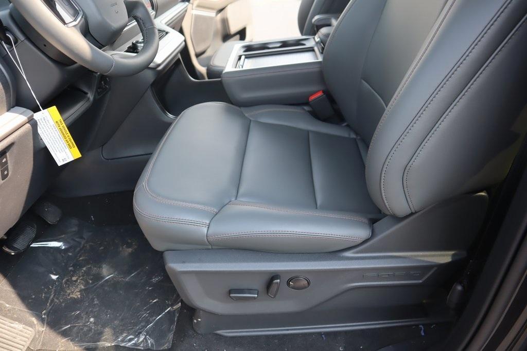 new 2025 Ford Expedition Max car, priced at $74,800