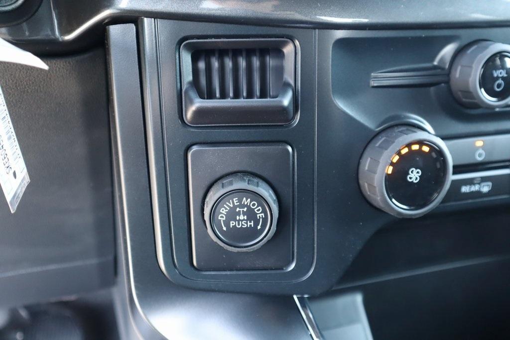 new 2025 Ford F-150 car, priced at $41,397
