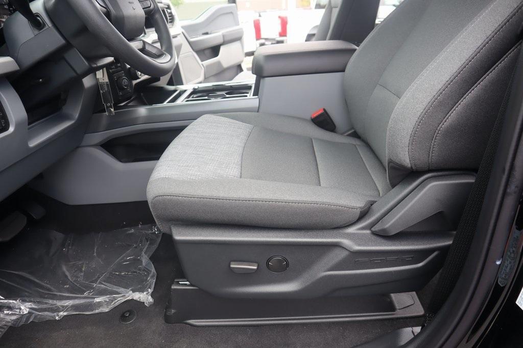 new 2025 Ford F-250 car, priced at $58,473