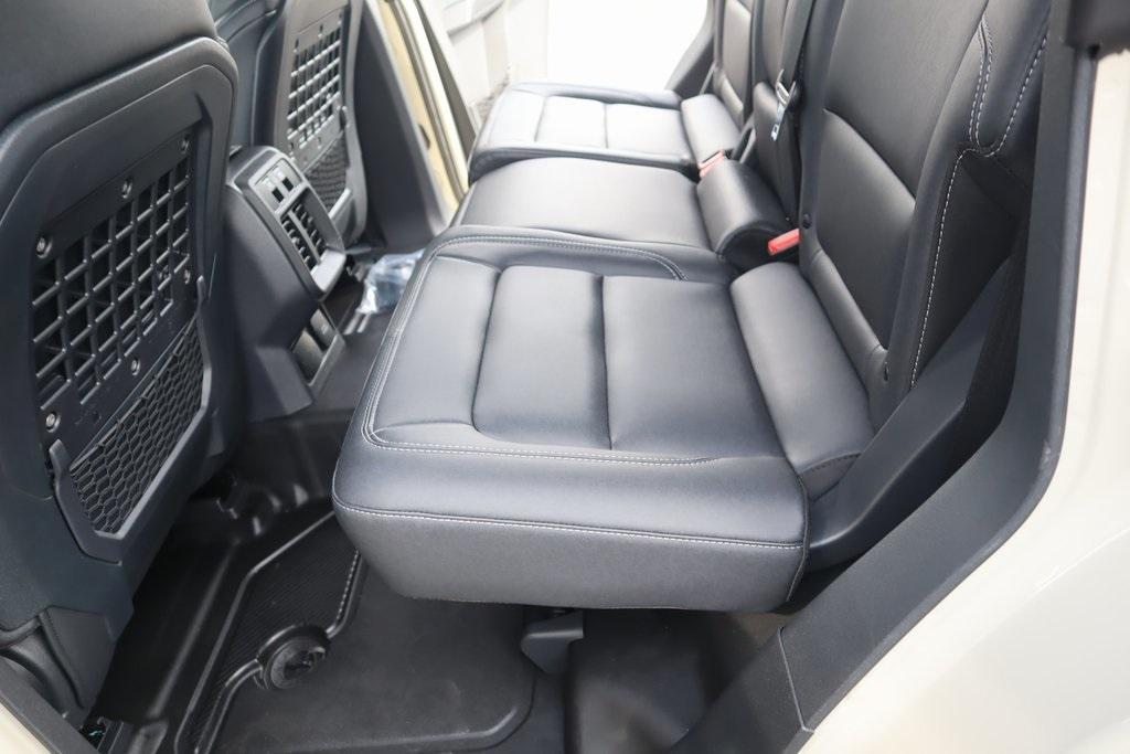 new 2025 Ford Bronco car, priced at $51,101