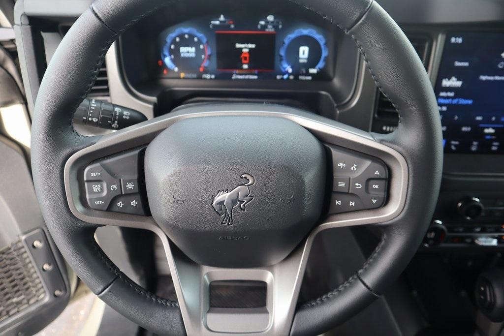 new 2025 Ford Bronco car, priced at $51,101