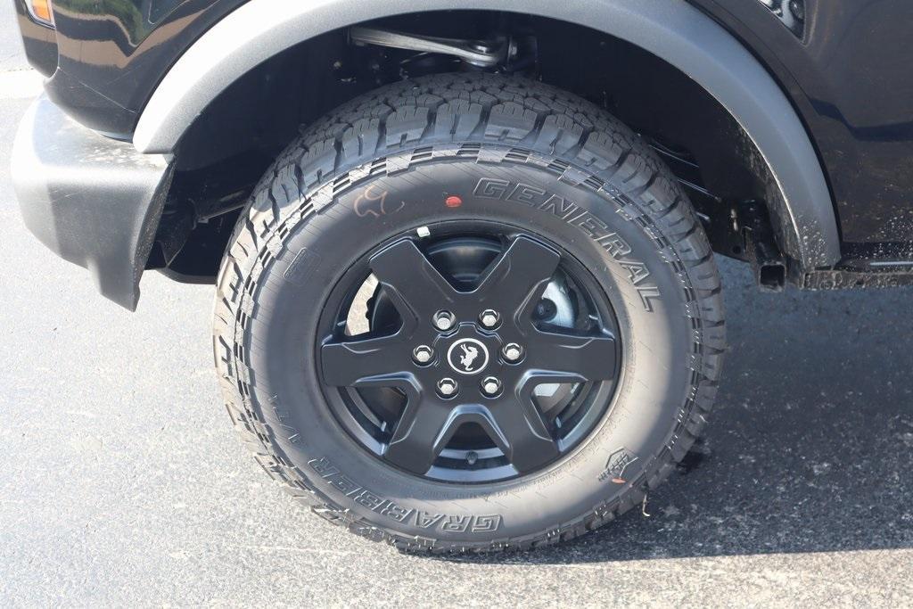 new 2025 Ford Bronco car, priced at $44,050