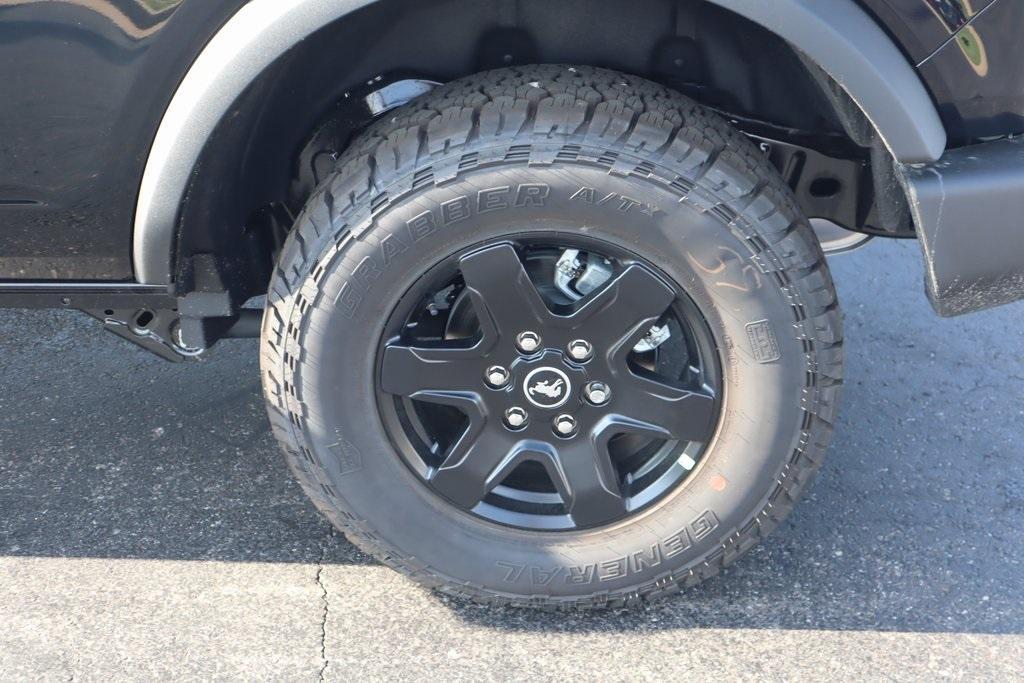 new 2025 Ford Bronco car, priced at $44,050