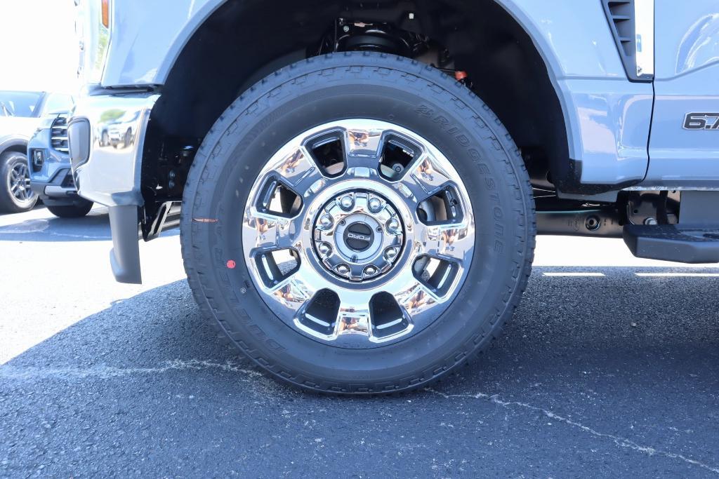 new 2025 Ford F-250 car, priced at $76,264