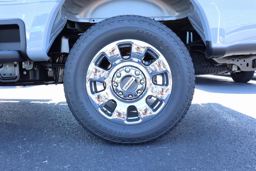 new 2025 Ford F-250 car, priced at $76,264
