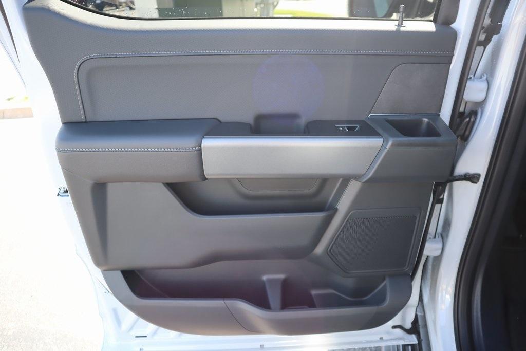 new 2025 Ford F-150 car, priced at $58,310