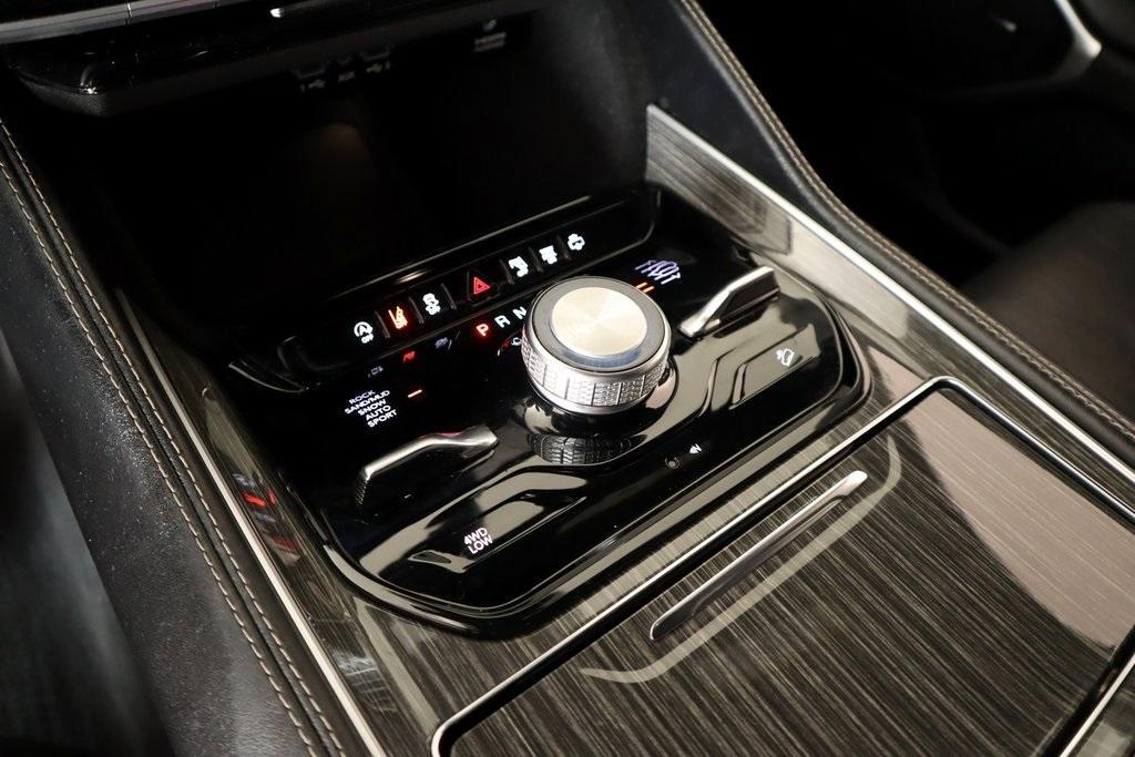 used 2022 Jeep Wagoneer car, priced at $38,997