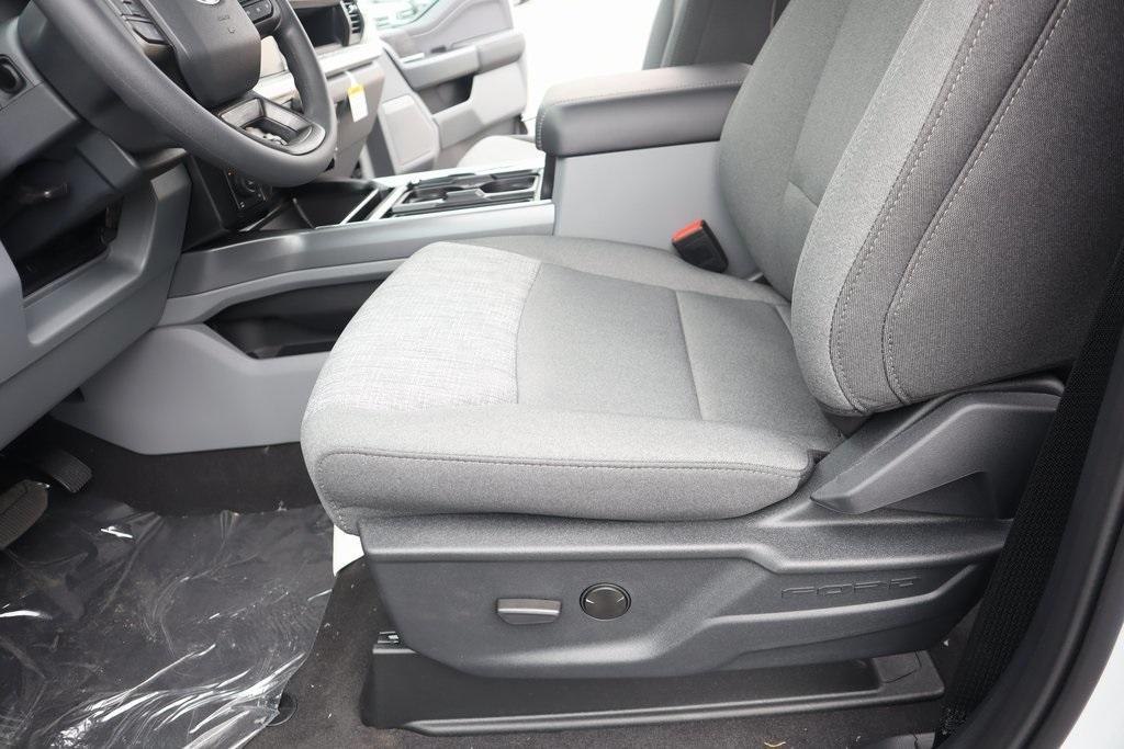 new 2025 Ford F-350 car, priced at $66,628