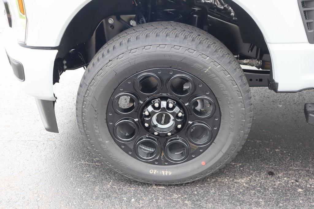 new 2025 Ford F-350 car, priced at $66,628