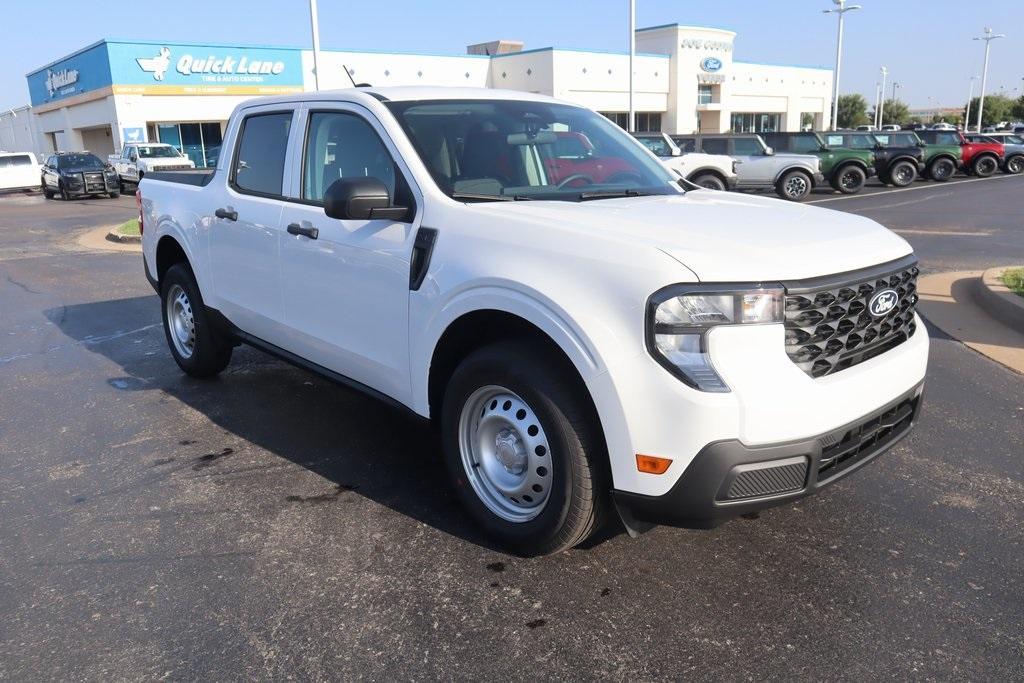 new 2025 Ford Maverick car, priced at $29,985