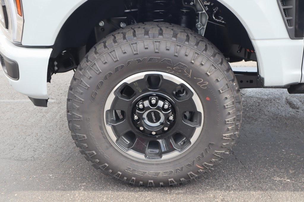 new 2025 Ford F-250 car, priced at $86,176