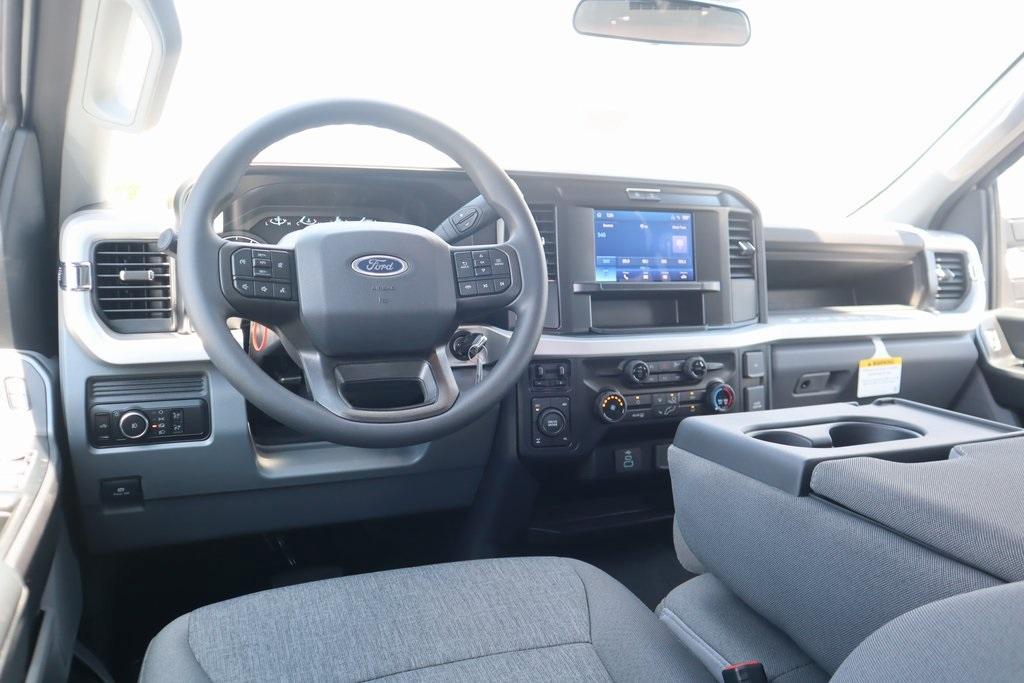 new 2025 Ford F-250 car, priced at $66,881