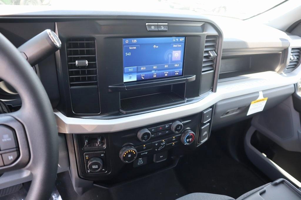 new 2025 Ford F-250 car, priced at $66,881