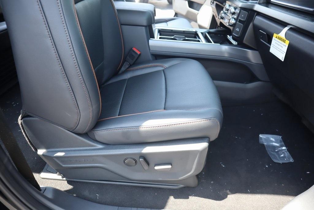 new 2025 Ford F-250 car, priced at $75,378