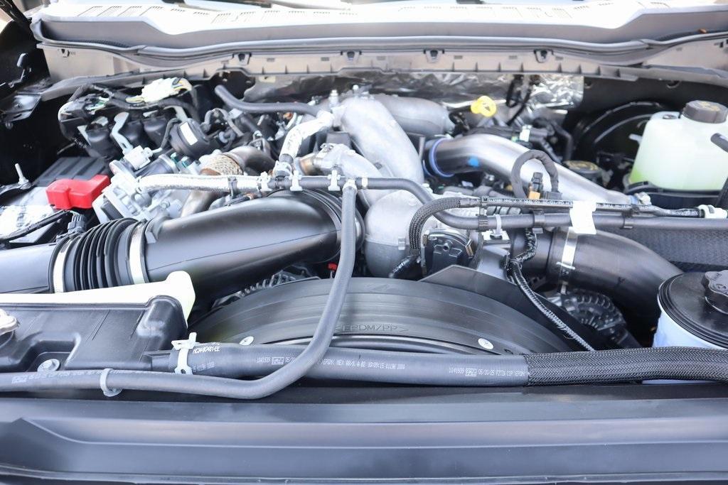 new 2025 Ford F-250 car, priced at $75,378