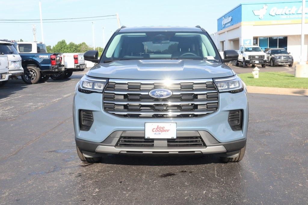new 2025 Ford Explorer car, priced at $40,938