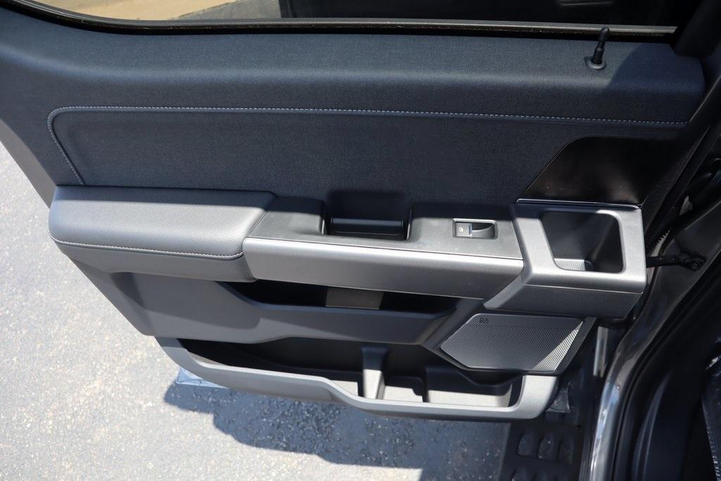 new 2025 Ford F-250 car, priced at $82,440