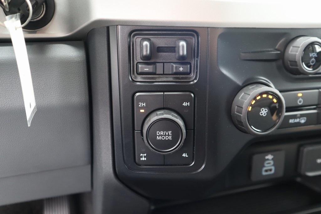 new 2025 Ford F-250 car, priced at $66,881