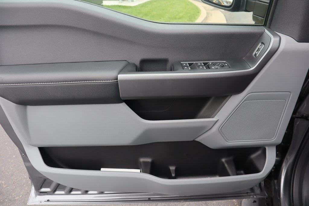 new 2025 Ford F-250 car, priced at $66,881