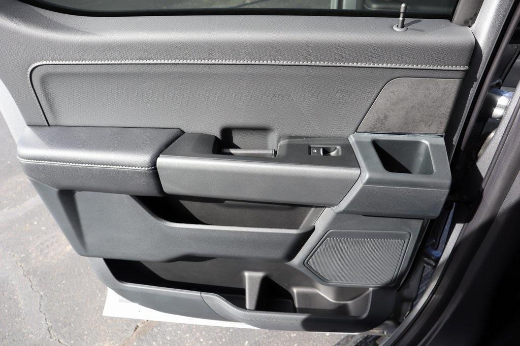 new 2025 Ford F-150 car, priced at $52,619