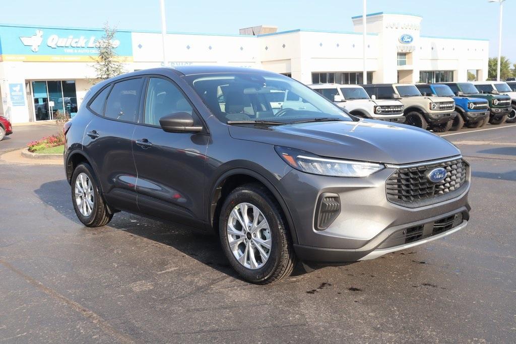 new 2025 Ford Escape car, priced at $28,694