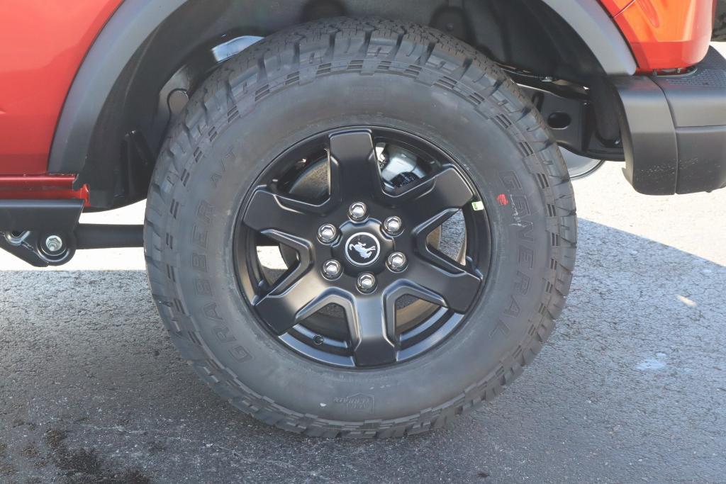new 2024 Ford Bronco car, priced at $44,641