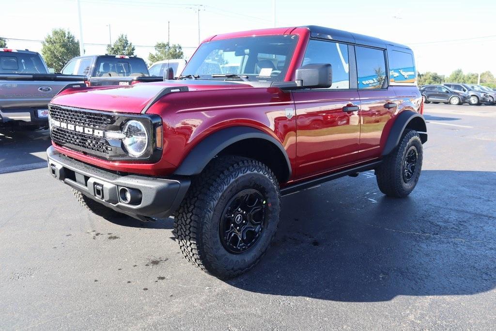 new 2025 Ford Bronco car, priced at $53,312