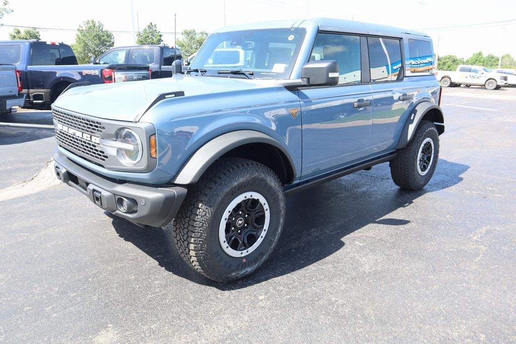 new 2025 Ford Bronco car, priced at $65,438
