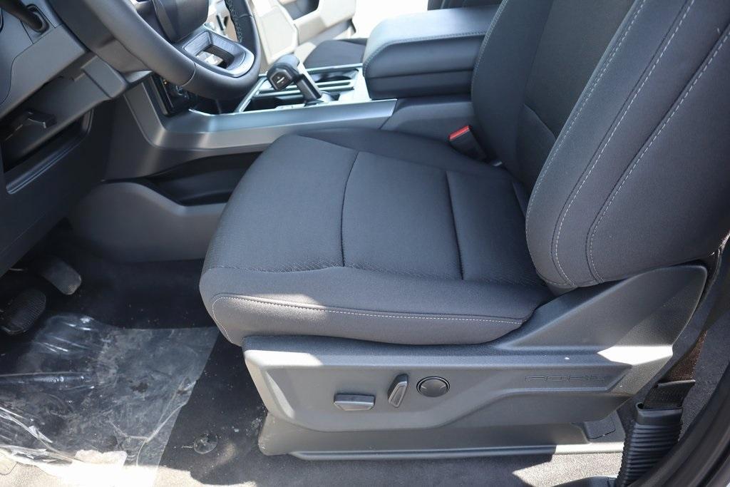 new 2025 Ford F-150 car, priced at $58,641