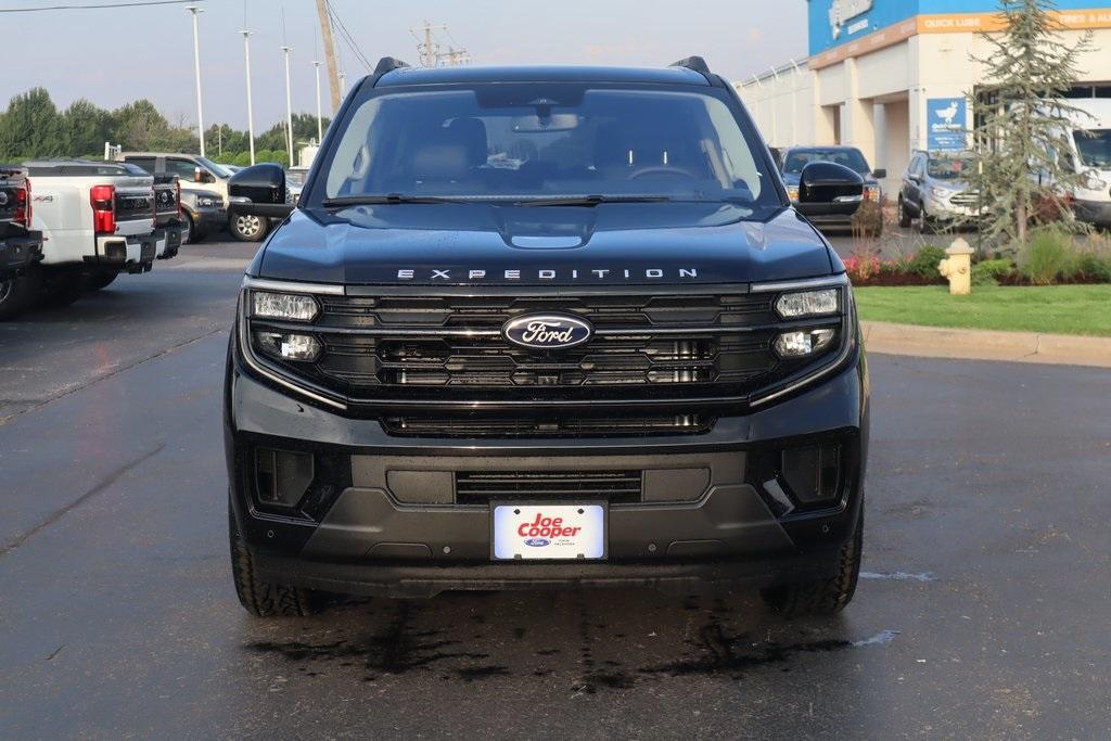 new 2025 Ford Expedition car, priced at $69,390