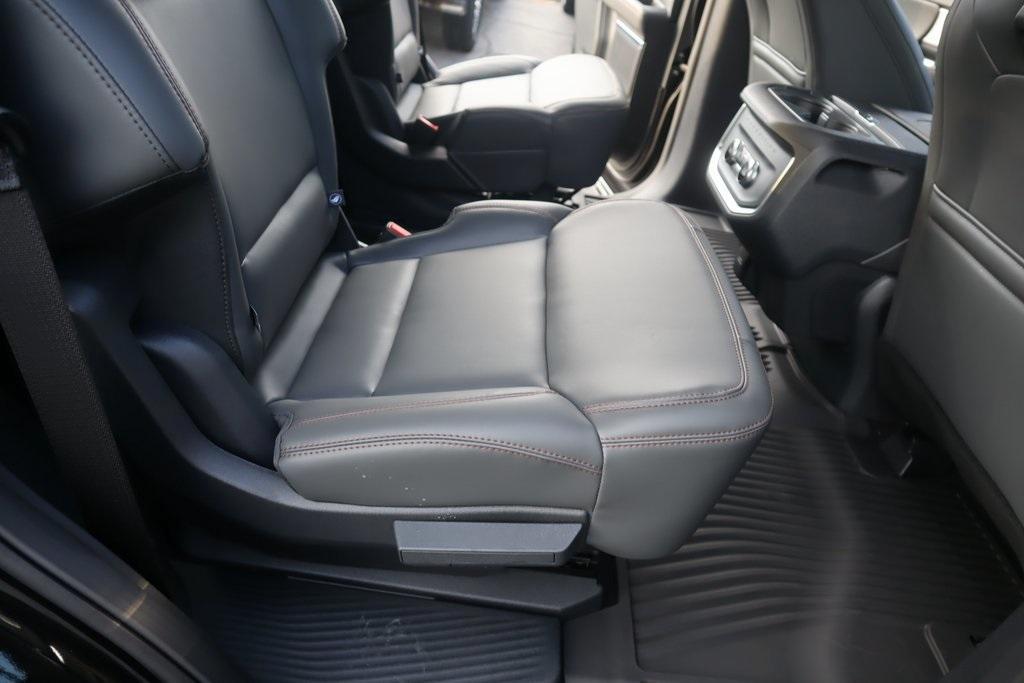 new 2025 Ford Expedition car, priced at $69,390