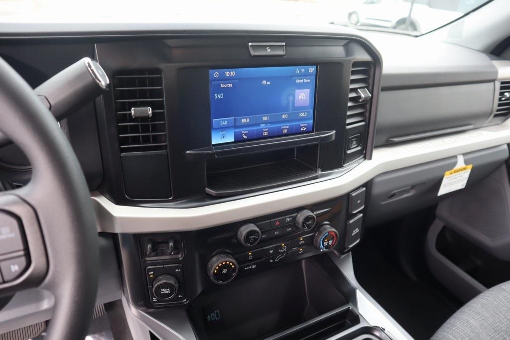 new 2025 Ford F-350 car, priced at $58,902