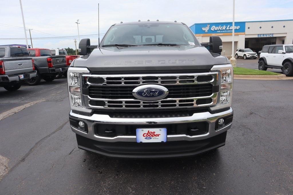 new 2025 Ford F-350 car, priced at $58,902