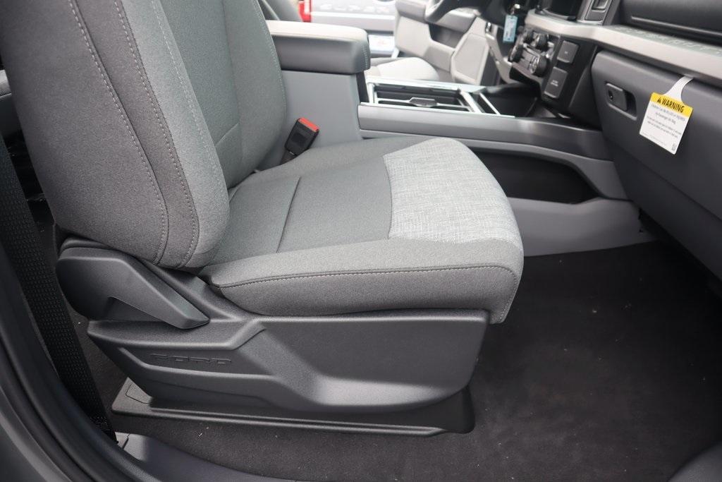 new 2025 Ford F-350 car, priced at $58,902