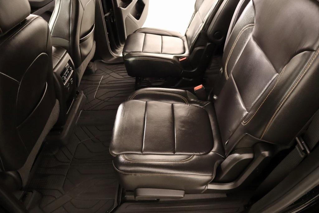 used 2018 Chevrolet Traverse car, priced at $16,097